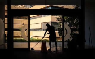 全方位服务：整理衣柜 整理师 职业收纳师 新居开荒